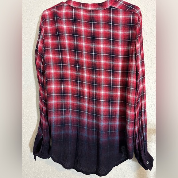 Women’s White Crow Hour of Darkness Red Plaid to ombré LongSleeve Medium - Picture 11 of 11